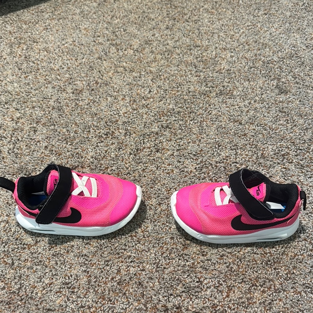 Nike Air Easy-On Toddler Pink Sneakers